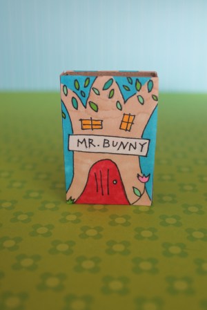 Mr. Bunny Matchbox 824