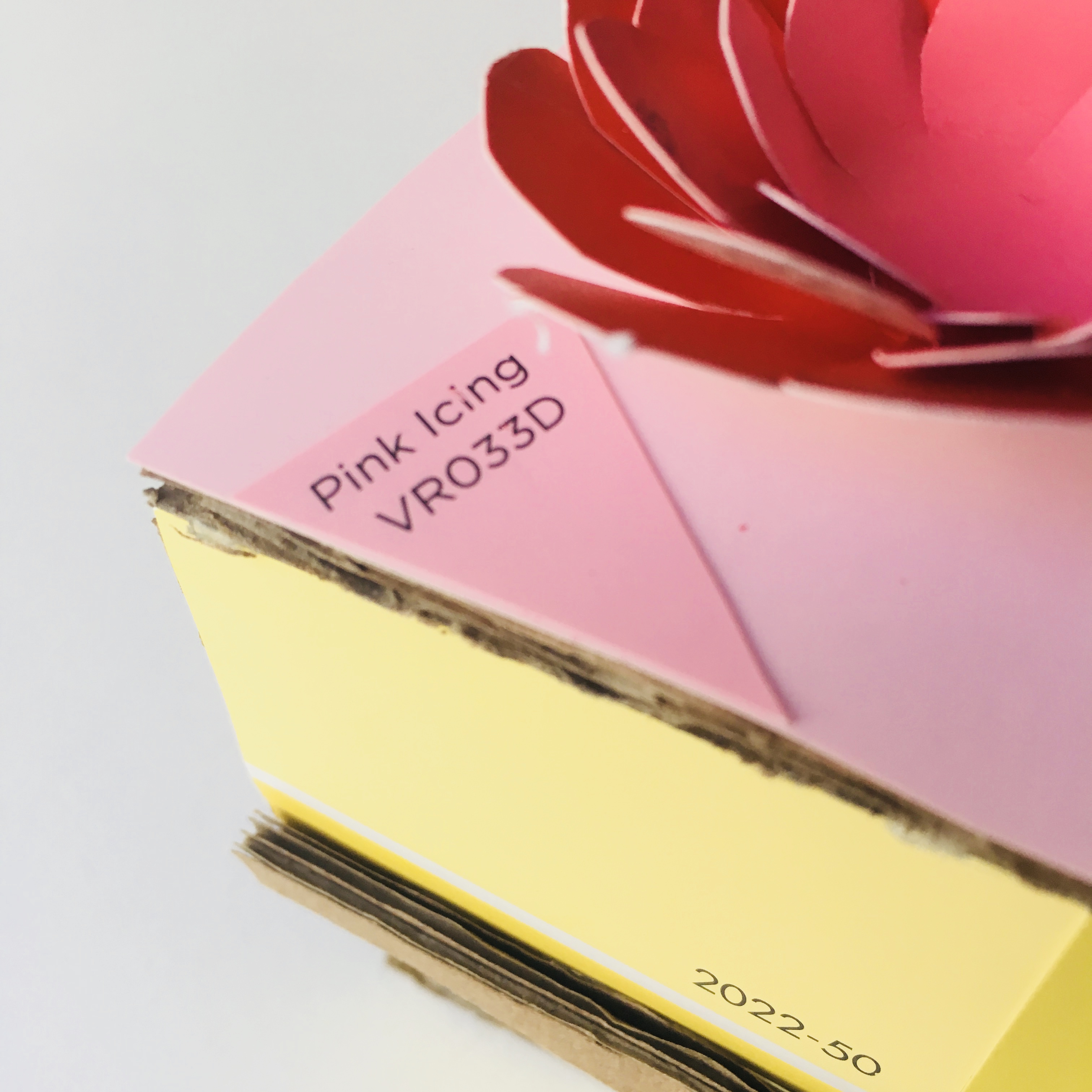 Cardboard cake by homemadecity.com